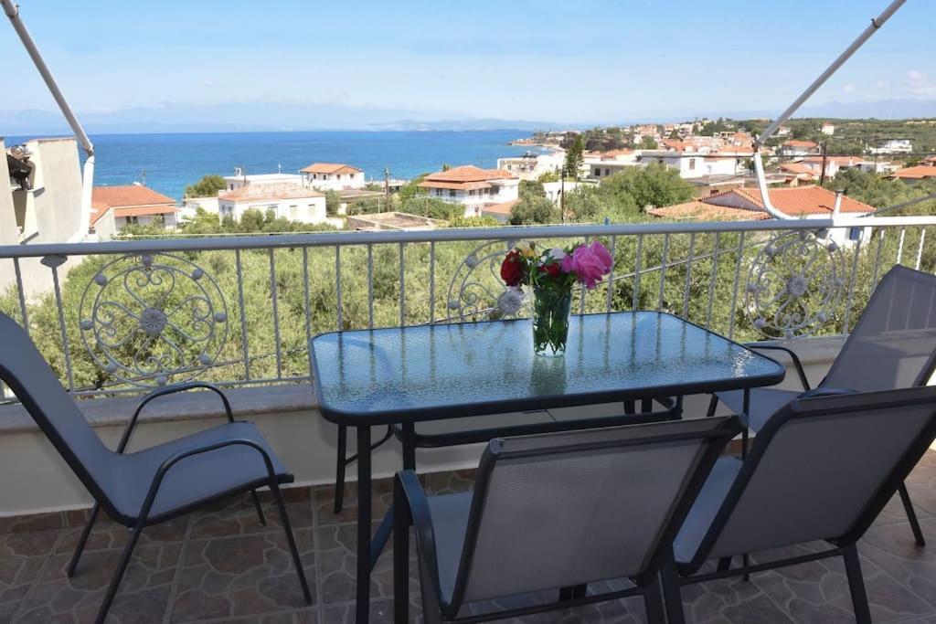 Katerina Luxury Suites Elia  Bagian luar foto