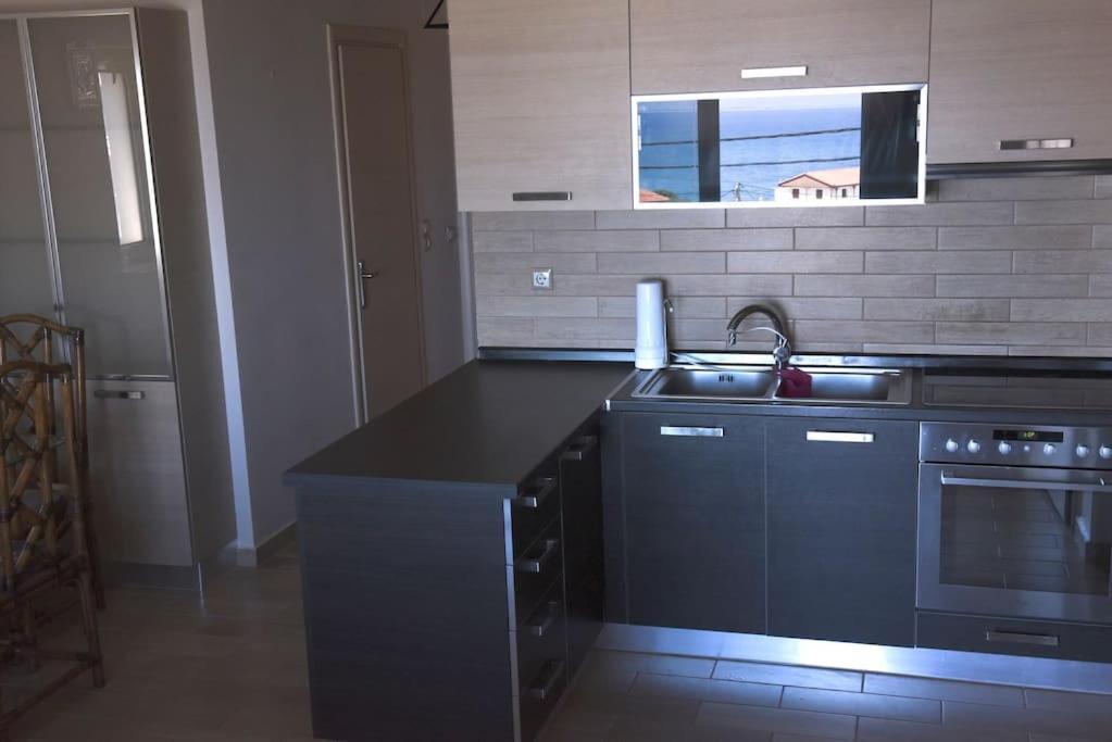 Katerina Luxury Suites Elia  Bagian luar foto